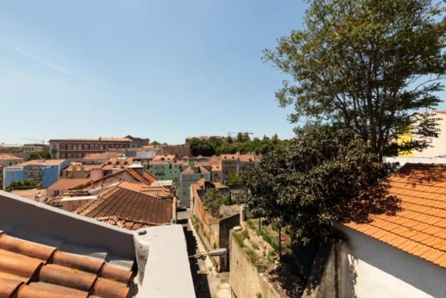 Central Lisbon With View Exterior foto